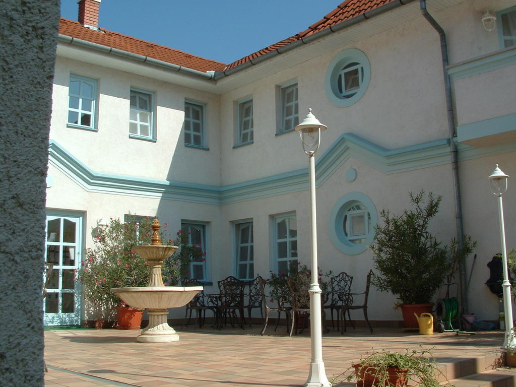 Csigahaz Panzio Hotel Gyula Kamer foto